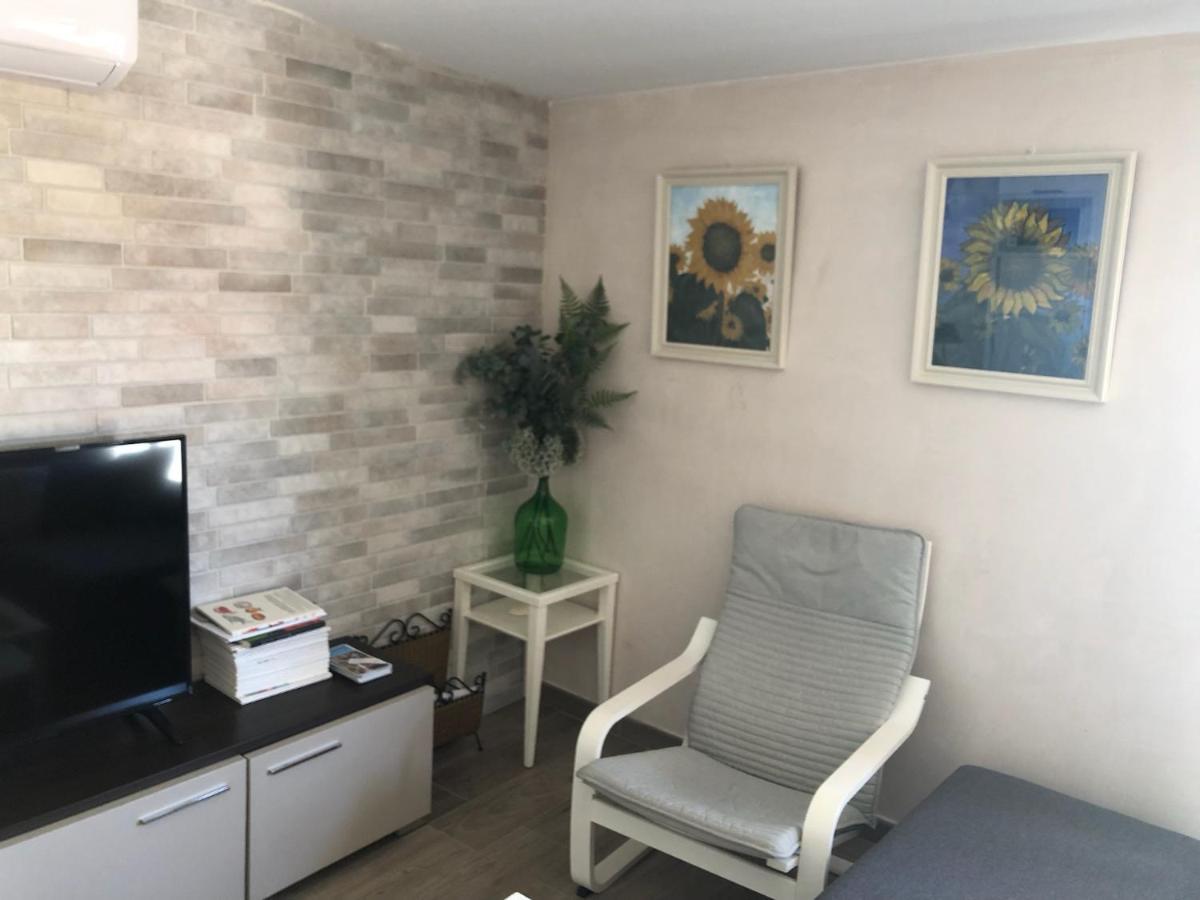 Niebla Centro Apartamentos ภายนอก รูปภาพ