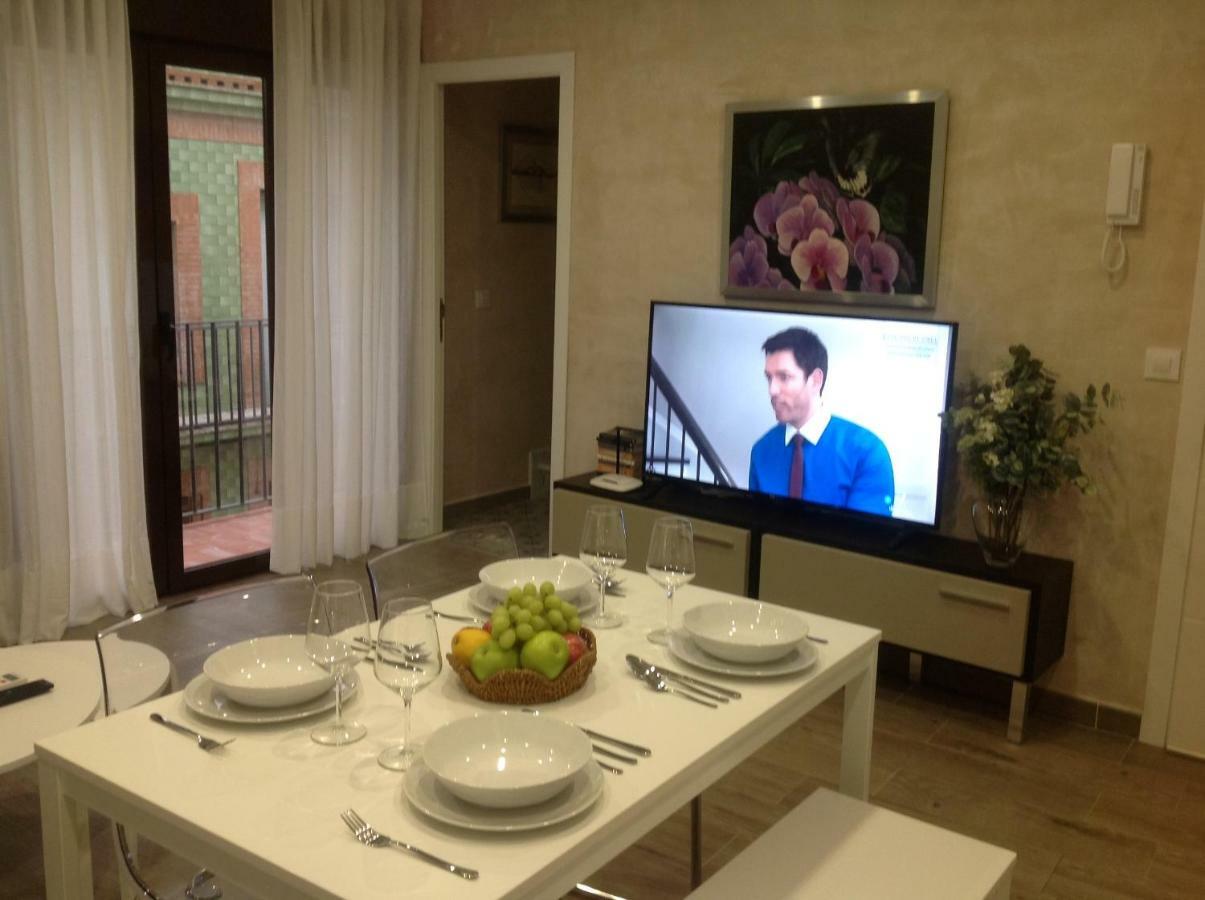 Niebla Centro Apartamentos ภายนอก รูปภาพ